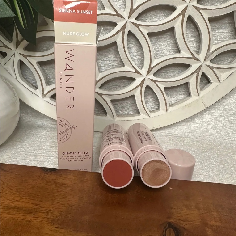 Wander Beauty Dual Blush Stick - Sienna Sunset & Nude Glow